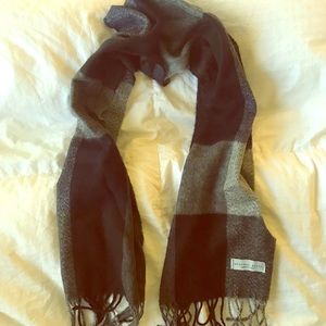 Geoffrey Keene plaid scarf